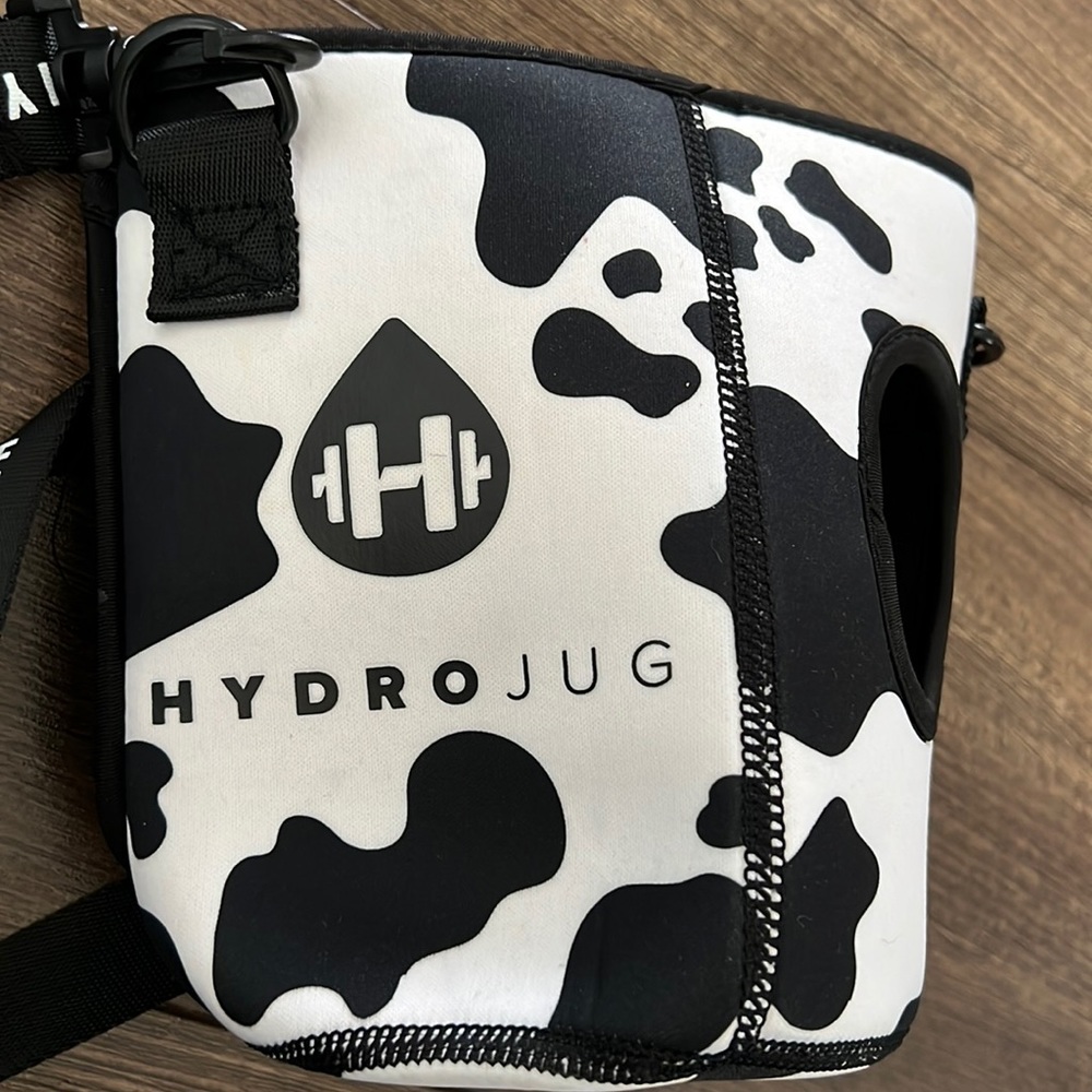 Hydrojug sleeve w/ strap